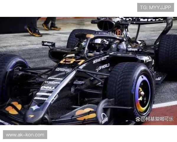 皮亚斯特里创纪录最快 梅奔包揽二三