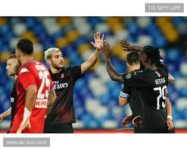 索菲亚·那不勒斯勇夺两金 缔造里乔内游泳奇迹